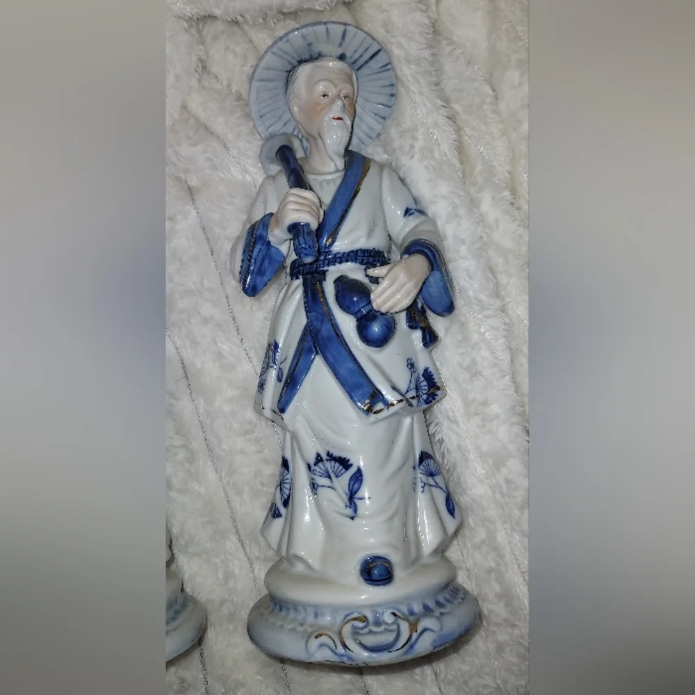 Blue And White Chinese Porcelain Figurines